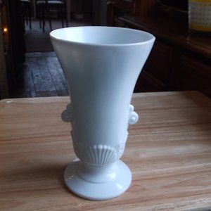 vintage Vitrock milk glass vase
